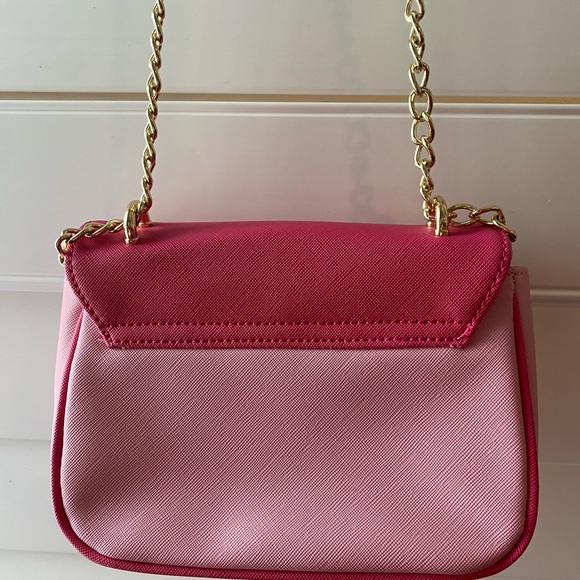 Guess Pink and White Crossbody Bag with Gold Chain - Picture 2 of 3